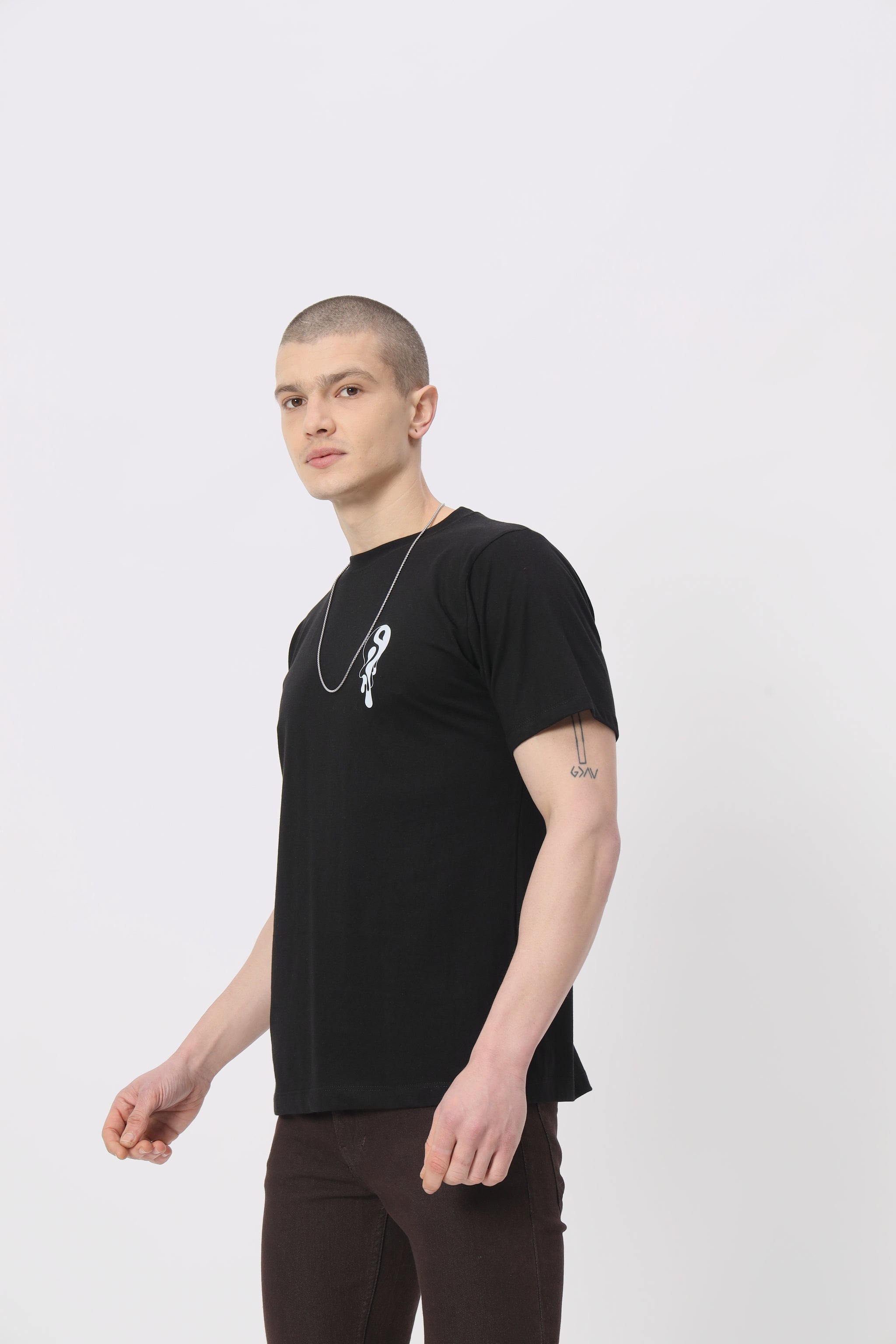 Ying Yang Printed Regular Fit Black T-shirt